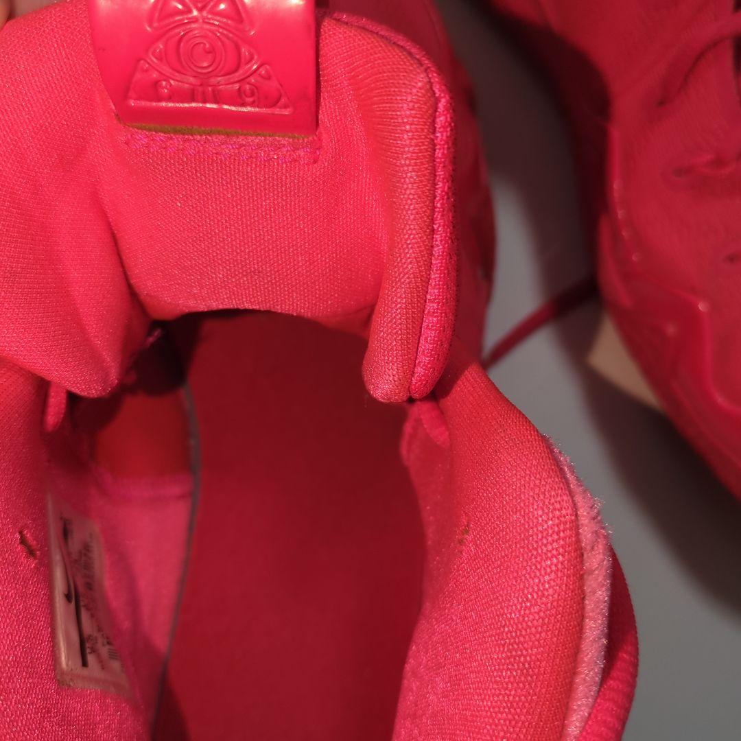 Nike Kyrie 4 “Red Carpet” スニーカー