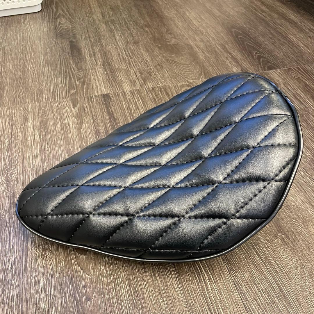 自転車　レザー　シート　ブラック　美品