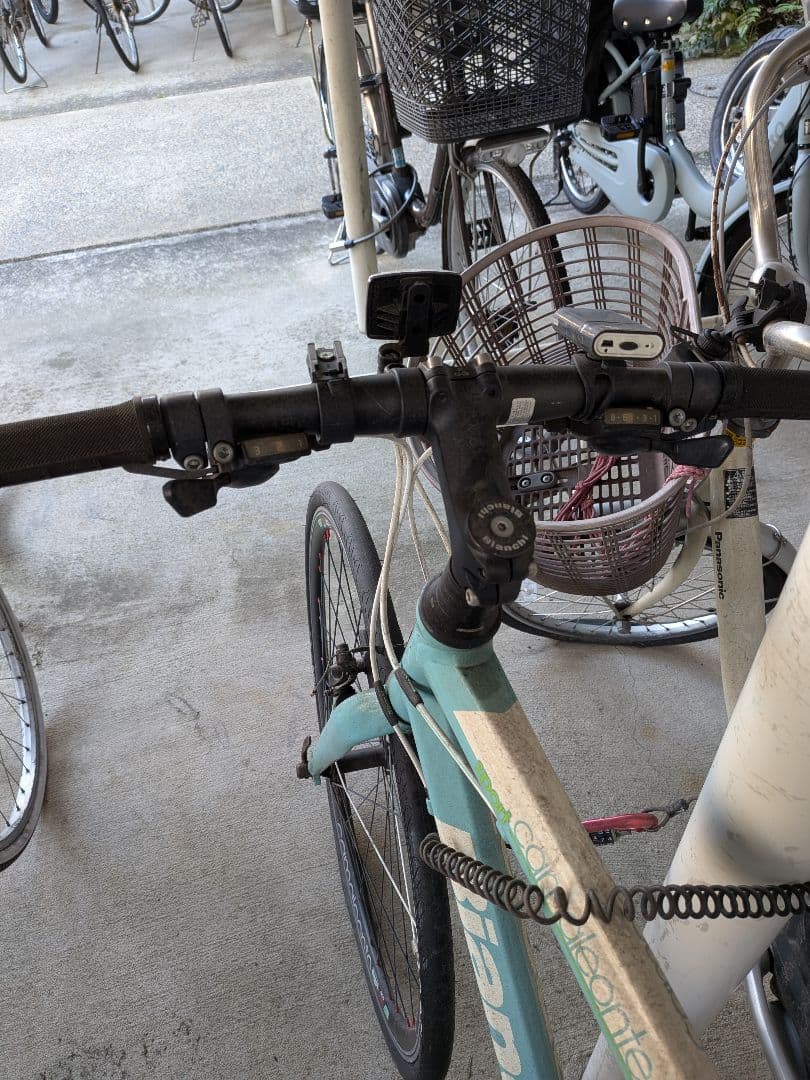 【直接引き取り限定】Bianchi CAMALEONTE2　クロスバイク