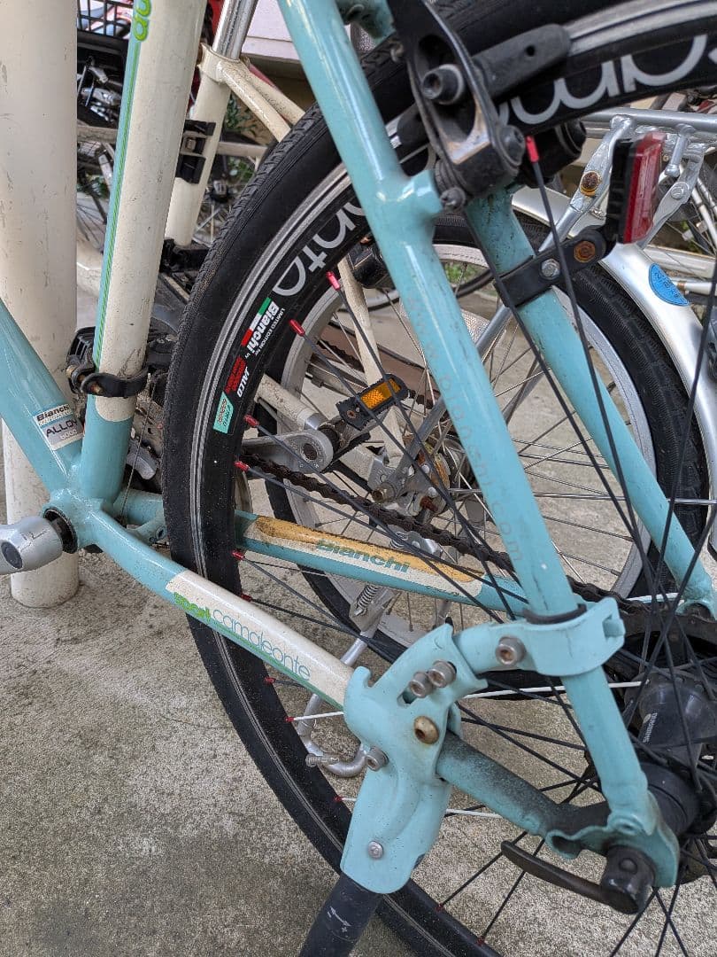 【直接引き取り限定】Bianchi CAMALEONTE2　クロスバイク