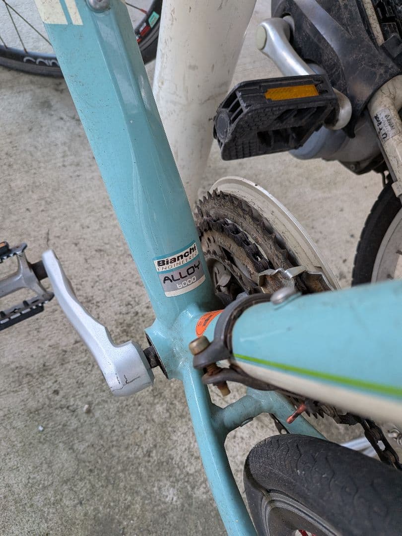 【直接引き取り限定】Bianchi CAMALEONTE2　クロスバイク