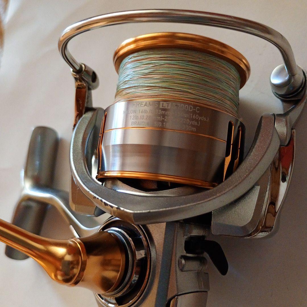 Daiwa freams lt 3000D-C スピニングリール