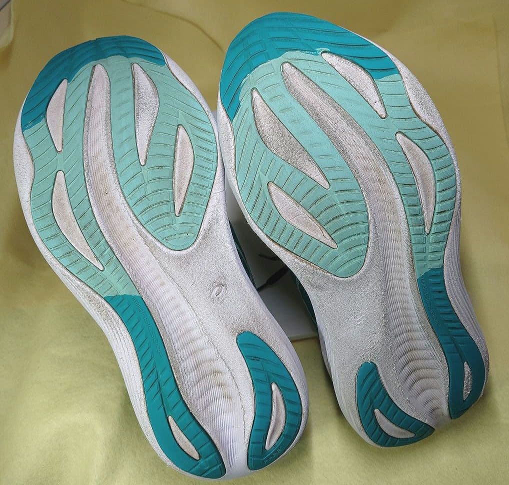 ☆asics☆アシックスゲルニンバス27 US7.5 25.5ⅽⅿ
