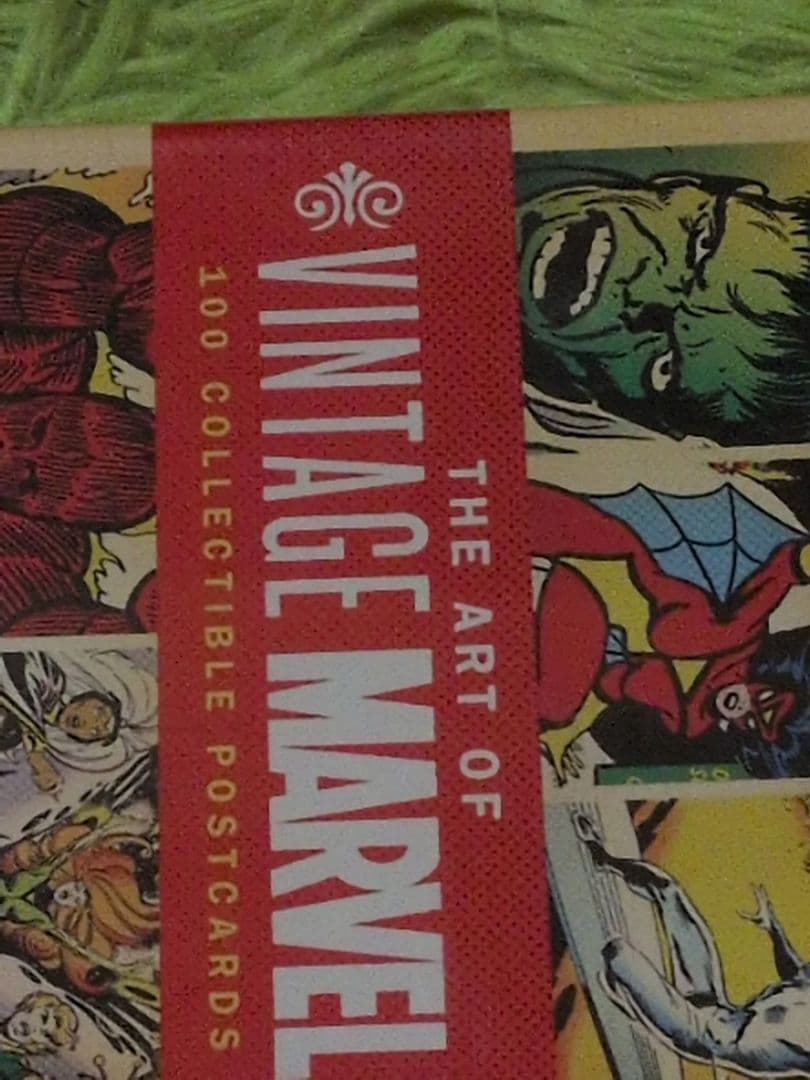 コレクション ART OF VINTAGE MARVEL 100 POSTCARD SET