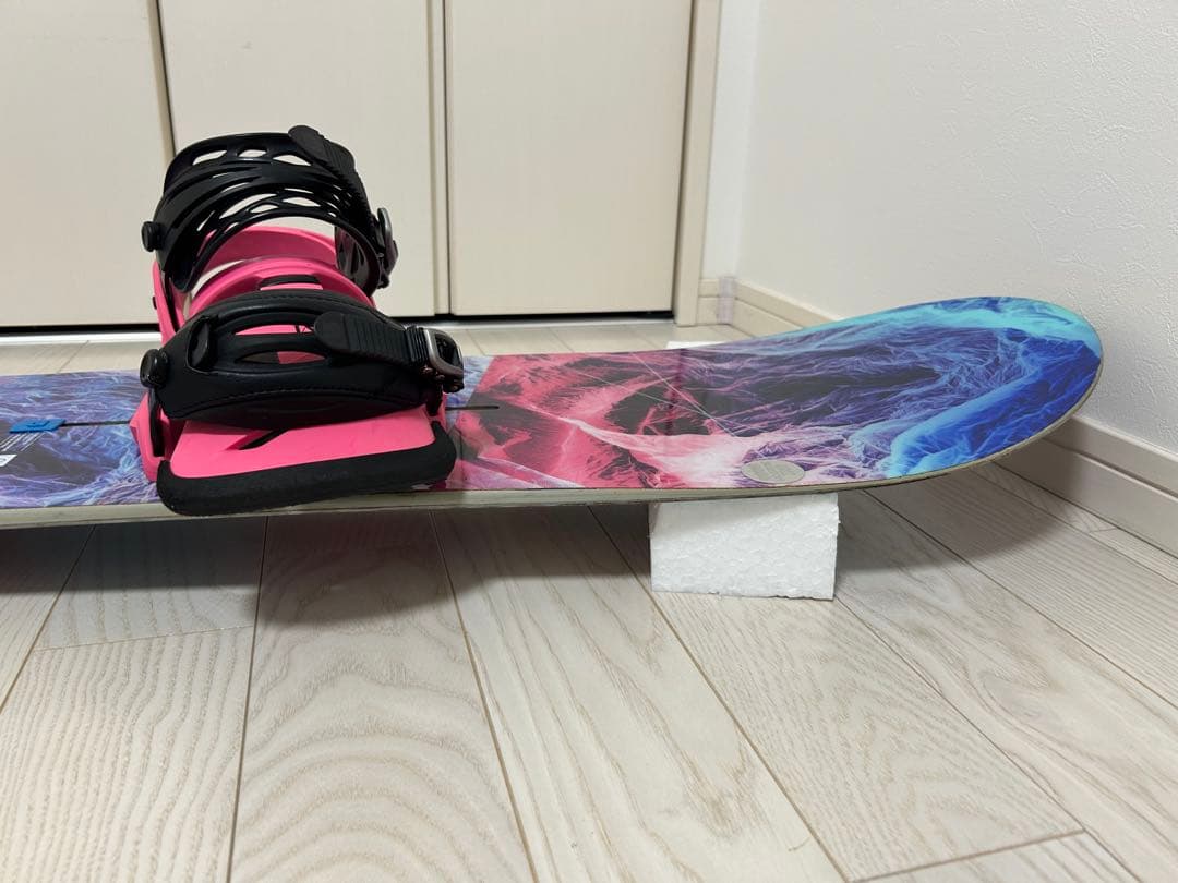 スノーボード BURTON FEELGOOD FLYING V 155