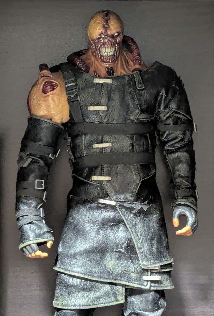 バイオハザード　ネメシス　hottoys　ホットトイズ　1/6　フィギュア