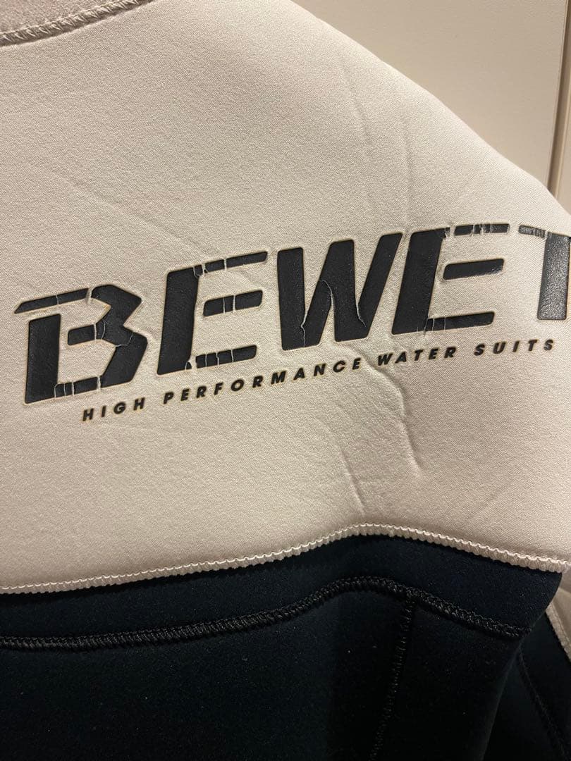 BEWET ジャージフルスーツ ブラック/ホワイト/