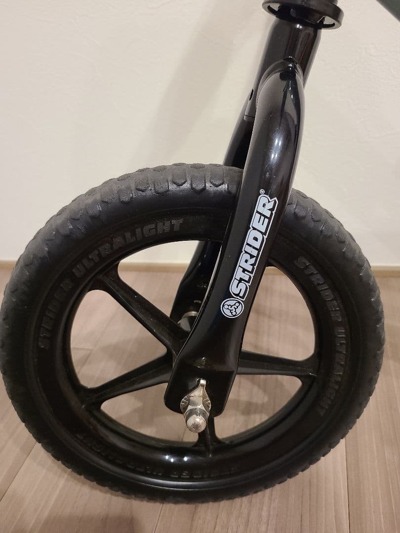 STRIDER ストライダー 12インチ アイスブルー 2023年限定カラー