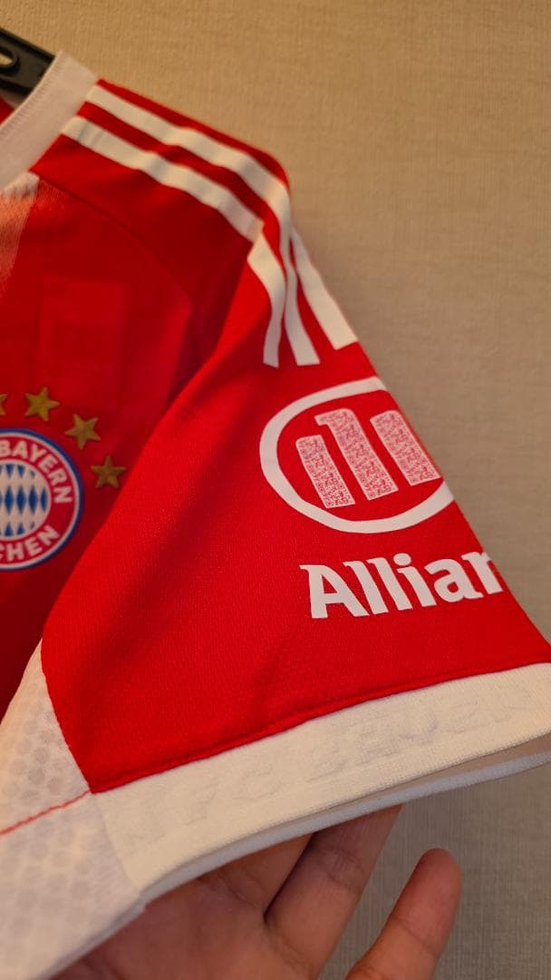 FC Bayern München アディダス シャツ 赤