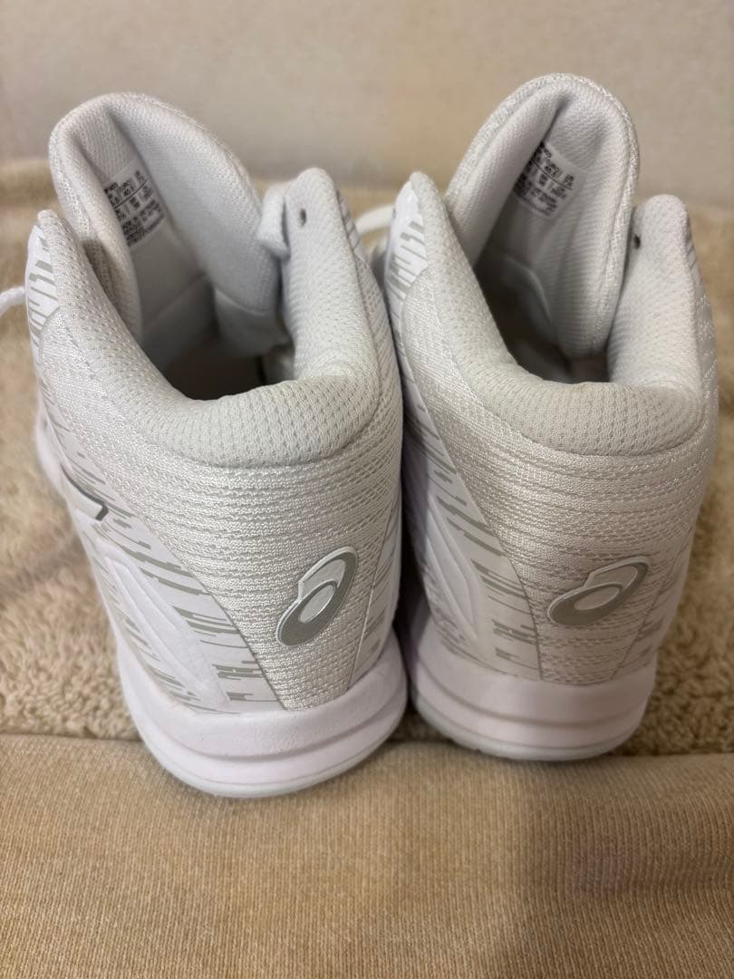 値下げasics LADY GELFAIRY 8 25.5cm ホワイト/ピーチ
