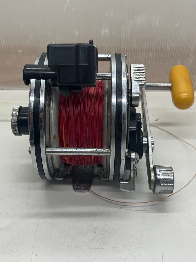 Daiwa レトロなリール 2個セット