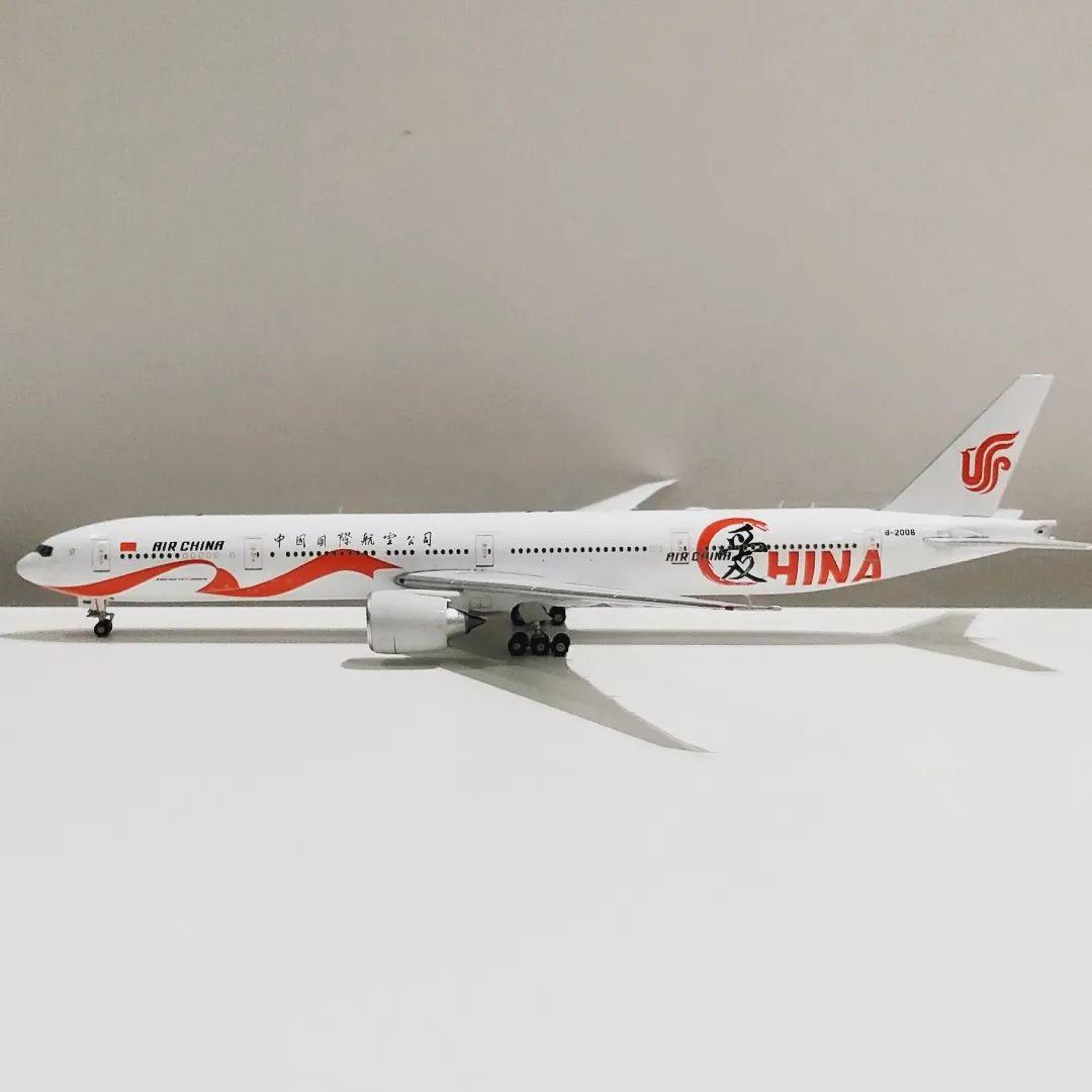 中国国際航空 B777-300 特別塗装機