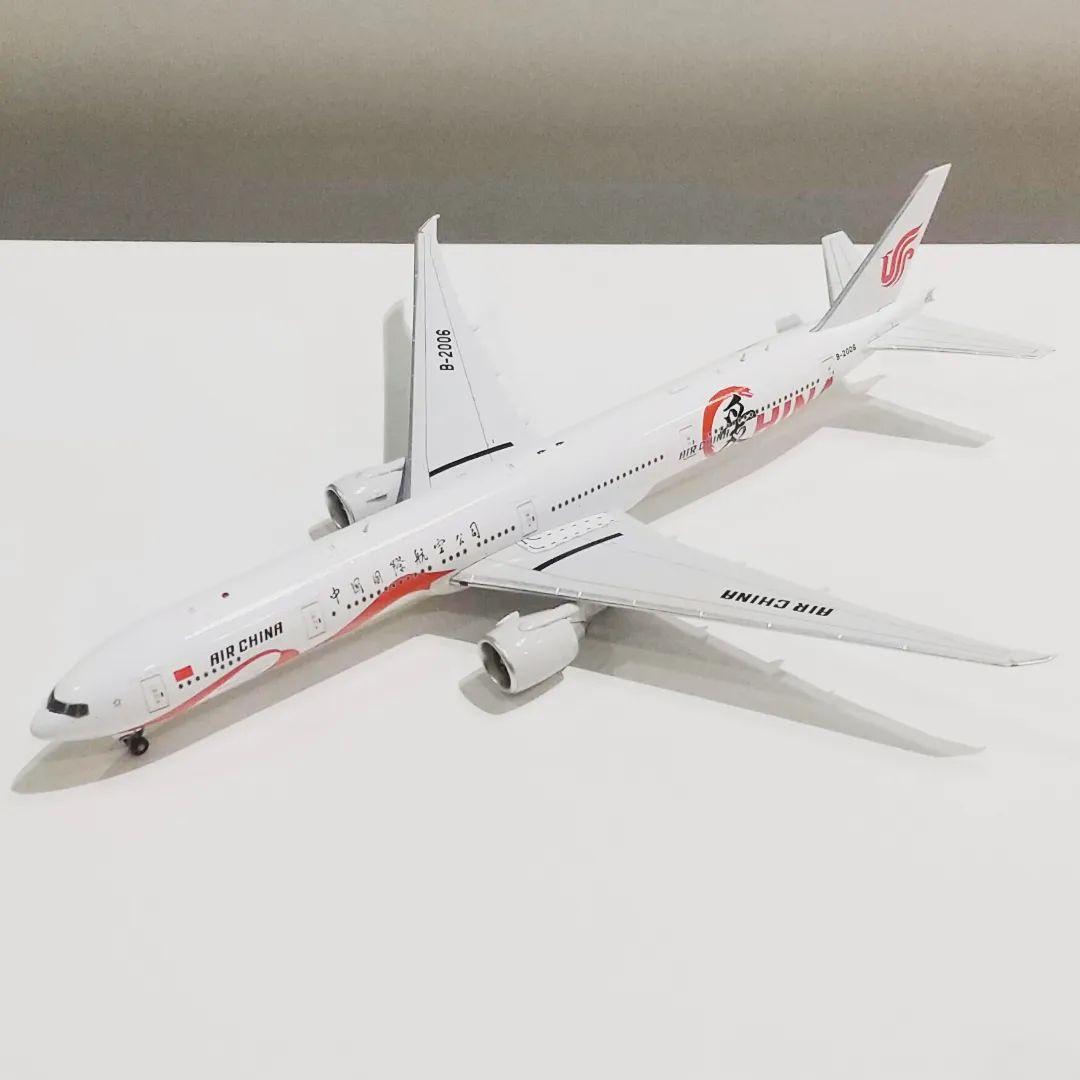 中国国際航空 B777-300 特別塗装機