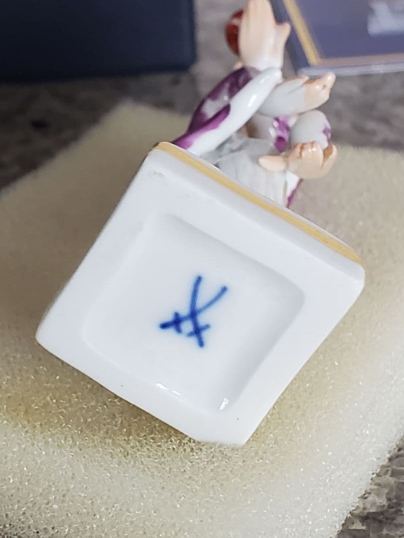 Meissen マイセン　干支シリーズ　猿　磁器フィギュア 専用ボックス付き