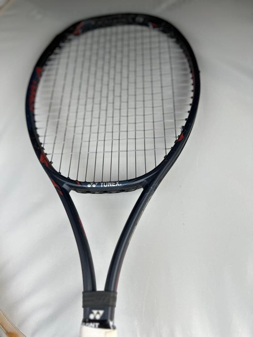 ヨネックス VCORE PRO100 ブイコアプロ テニスラケットグリップ２G2
