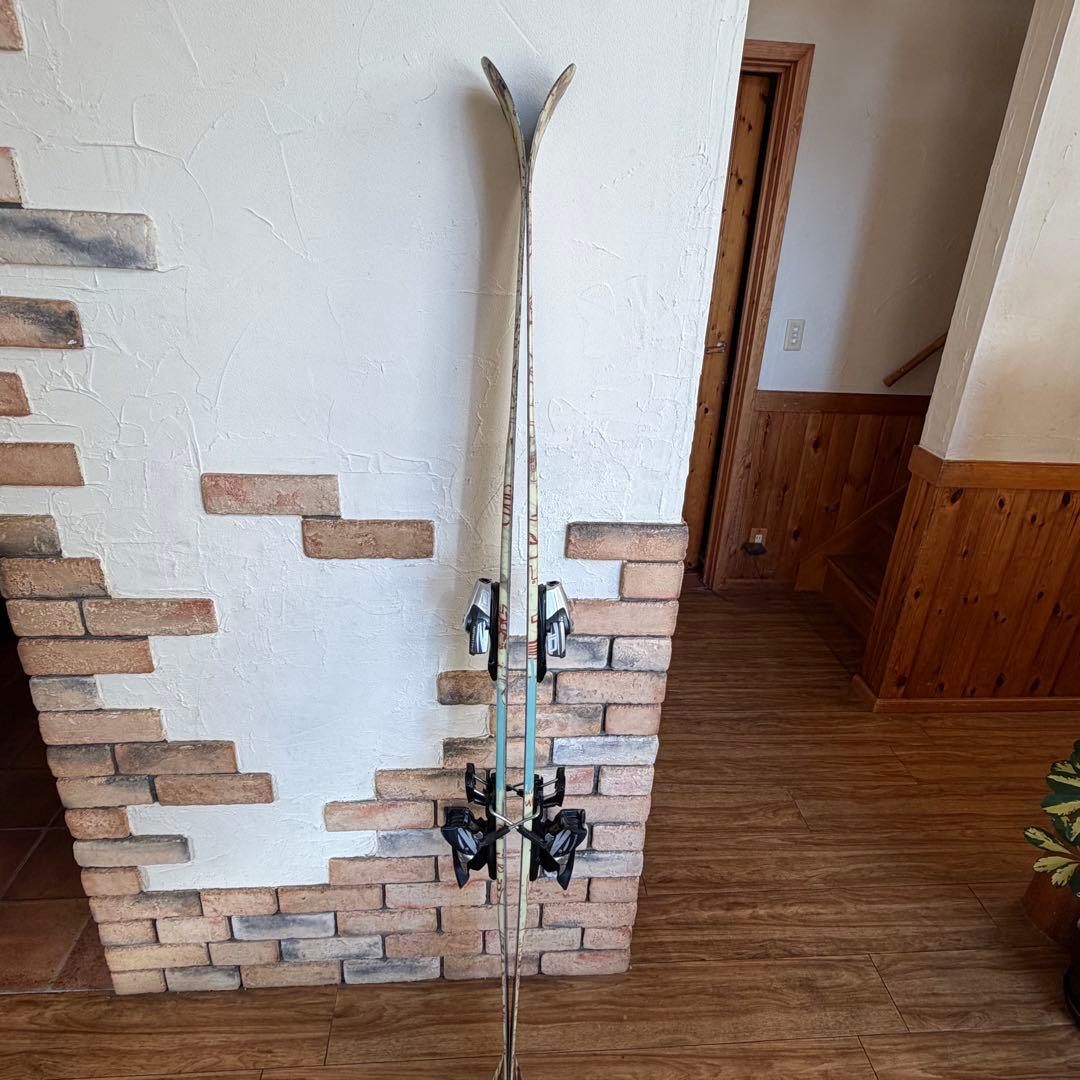 SALOMON TENEIGHTY FOIL サロモン テンエイティ フォイル