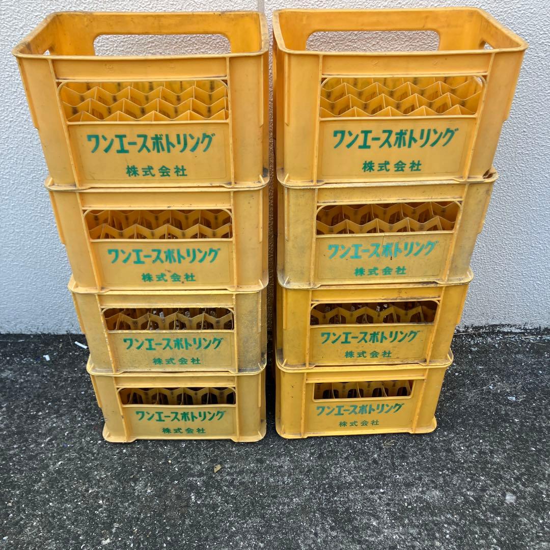 ジュース瓶ケース 8個　コンテナ　ケース　ボックス　ビールケース 昭和レトロ　②