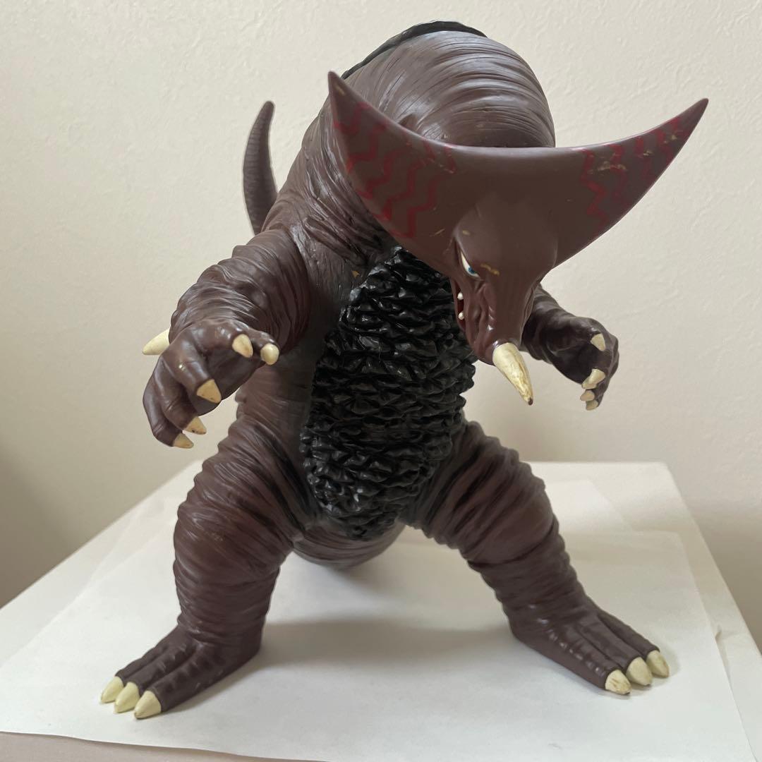 一番くじ ウルトラ怪獣 ビッグソフビフィギュア賞 ゴモラ　レッドキング