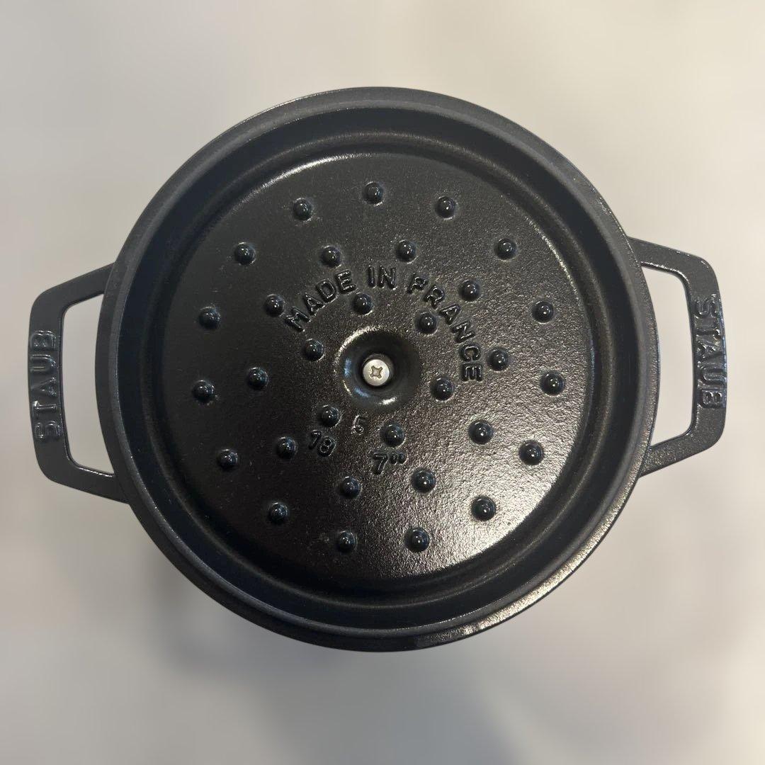 STAUB鍋　18センチ