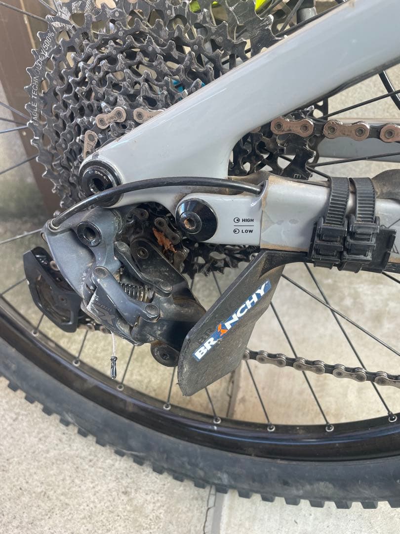 Specialized マウンテンバイク ケニーヴォ サイズs3