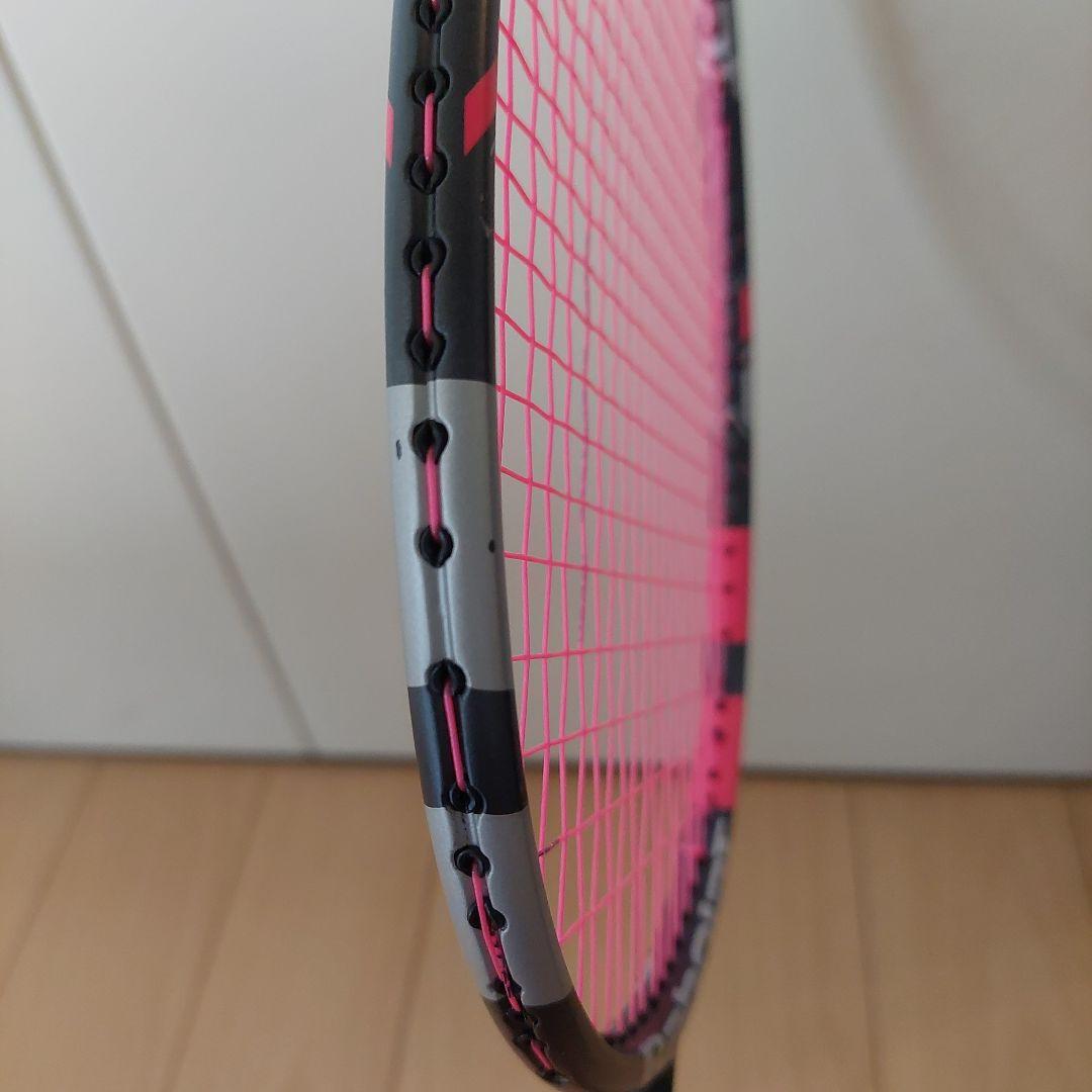 【美品】Babolat バボラバドミントンラケット 5U　ピンク