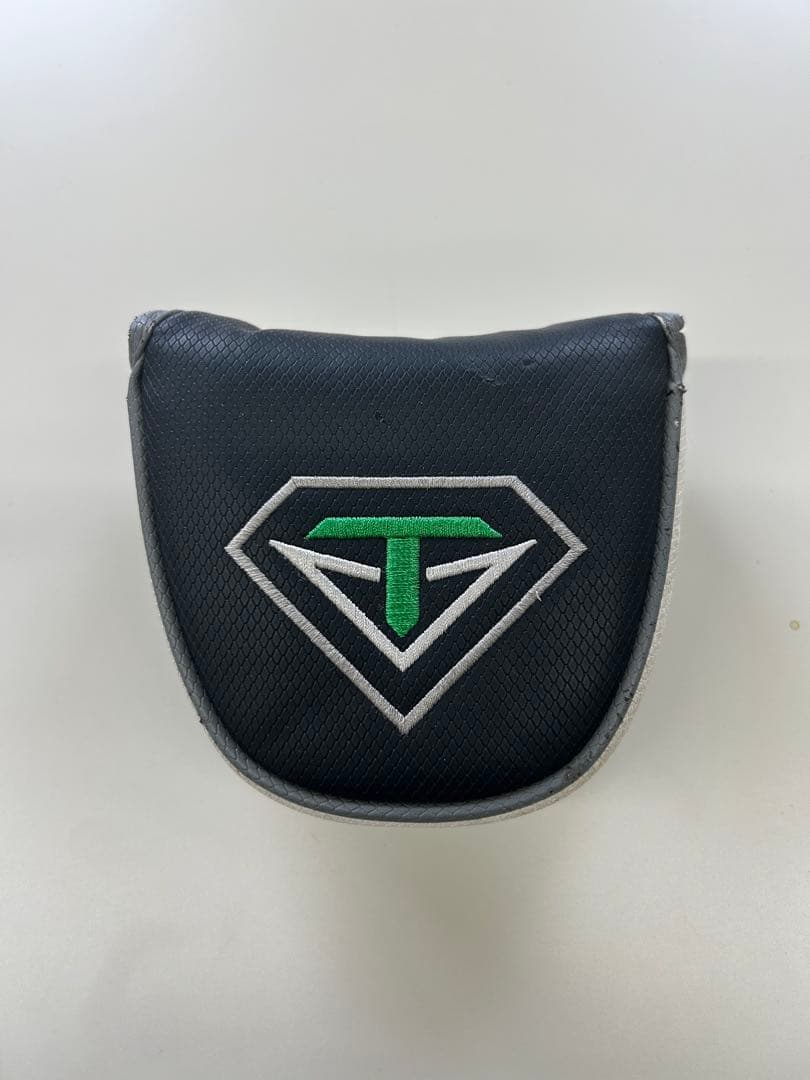 TOULON DESIGN LASVEGASパター ヘッドカバー付き