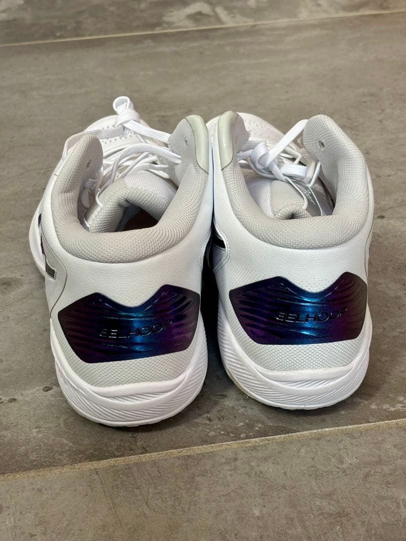 ASICS GELHOOP V15 30.0cm ホワイト/ネイビー