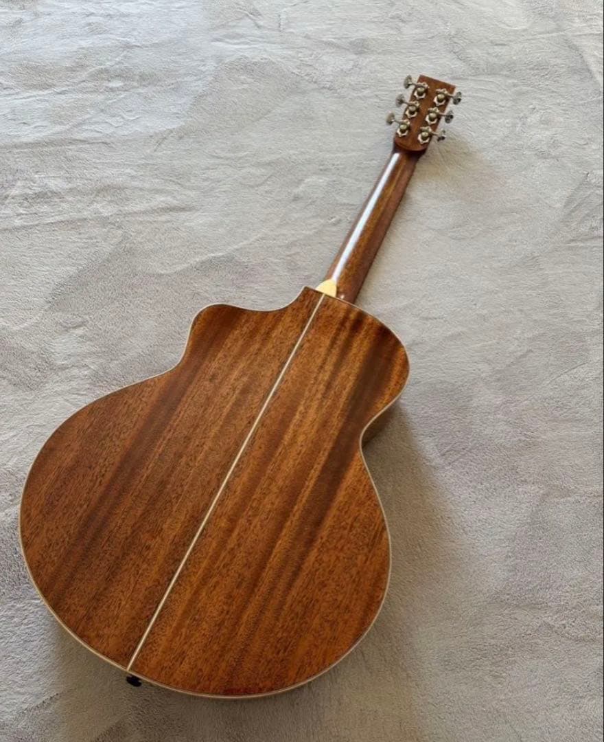 L.Luthier アコースティックギター