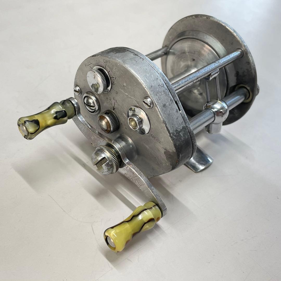PFLUEGER SUPREME 1573 初期モデル