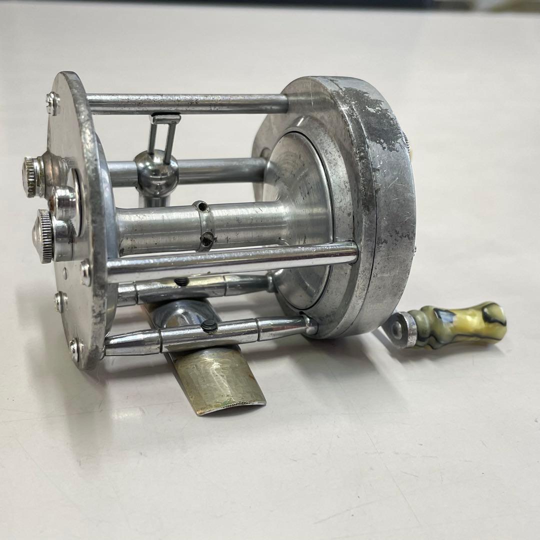 PFLUEGER SUPREME 1573 初期モデル