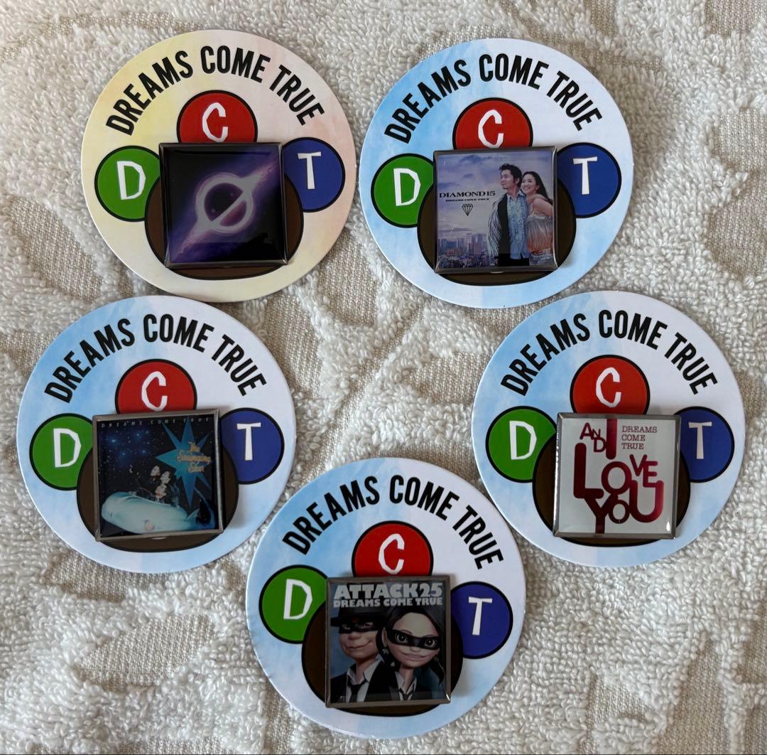 DREAMS COME TRUE ジャケ写　ピンバッジ 11個セット　ガチャ
