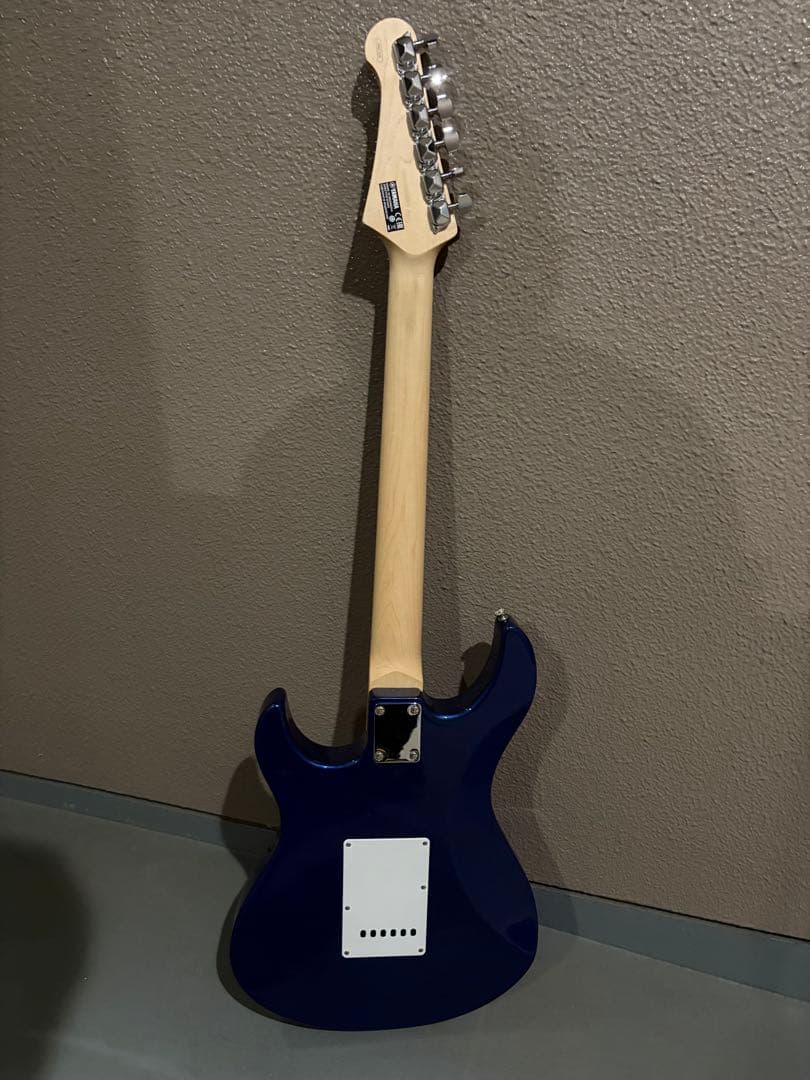 YAMAHA PACIFICA エレキギター 青 シールド付き