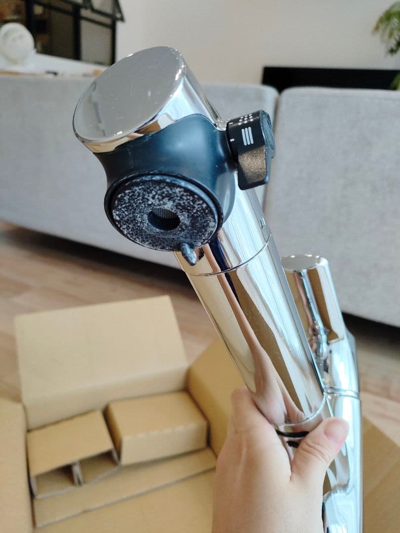 LIXILリクシル 浄水器内蔵型シングルレバー混合水栓