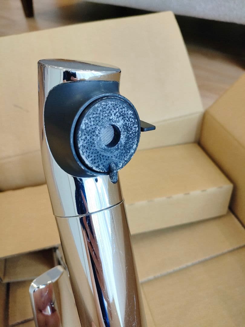 LIXILリクシル 浄水器内蔵型シングルレバー混合水栓