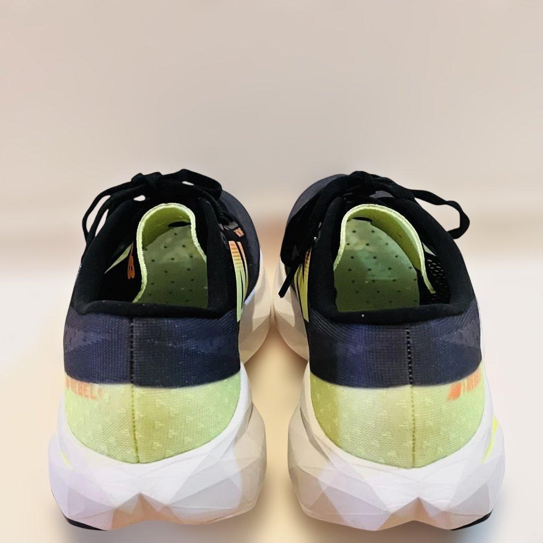 New Balance FuelCell Rebel v4 25.5cm 新品