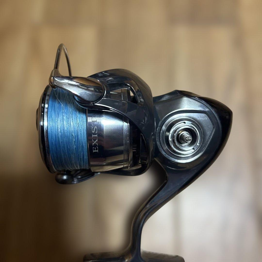 リール 22 DAIWA EXIST LT4000-XH