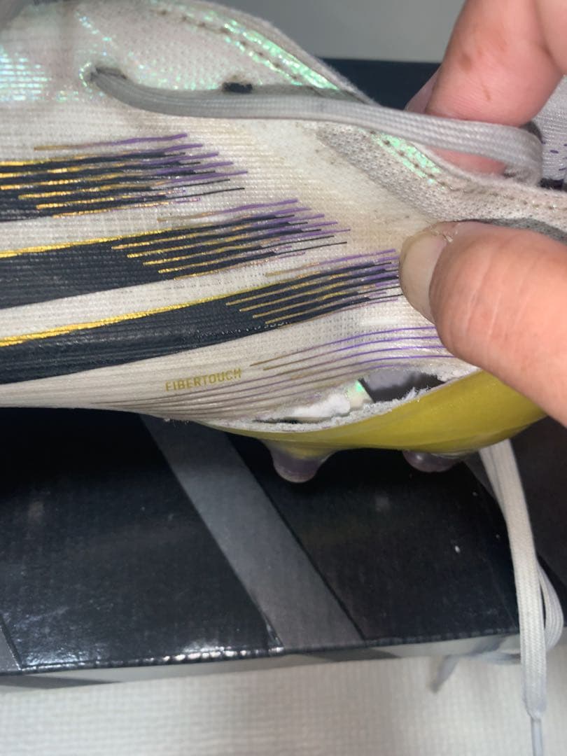 アディダス F50 ELITE HG/AG JAPAN 26.5㎝　破れあり