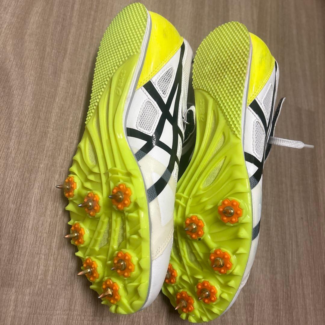 asics スパイクシューズ ホワイト/イエロー