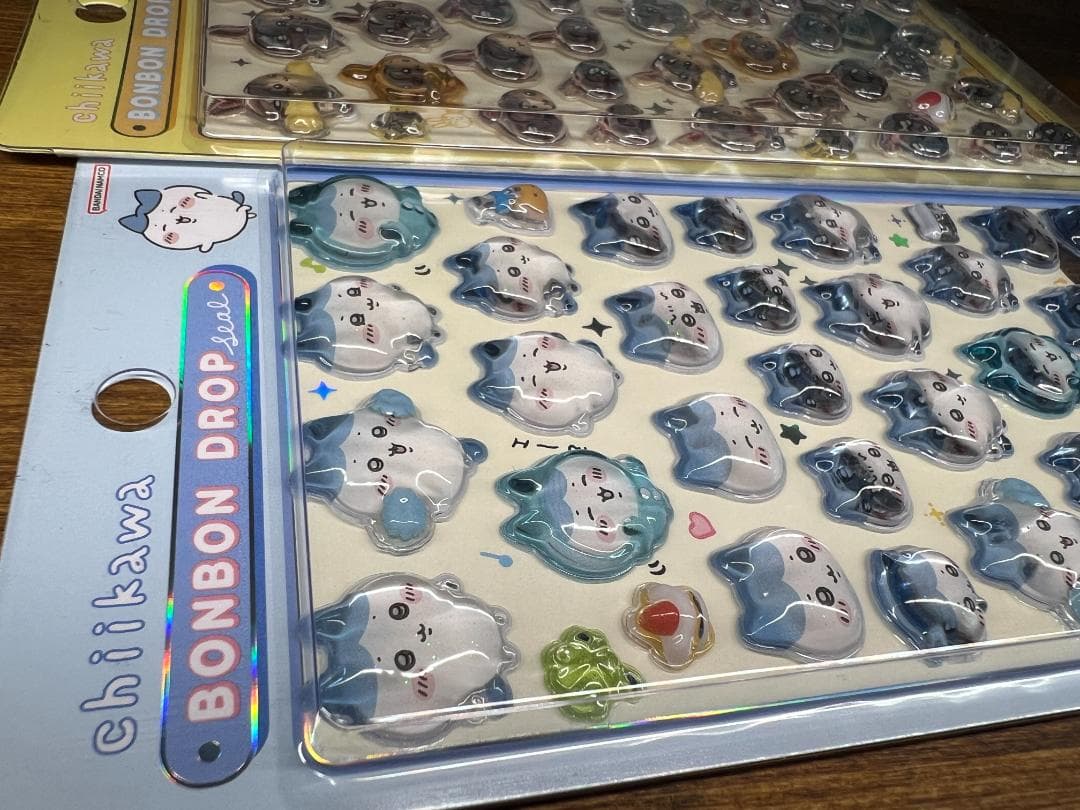 正規品　ちいかわ　第一弾　ボンボンドロップシール　ちいかわ　ハチワレ　うさぎ