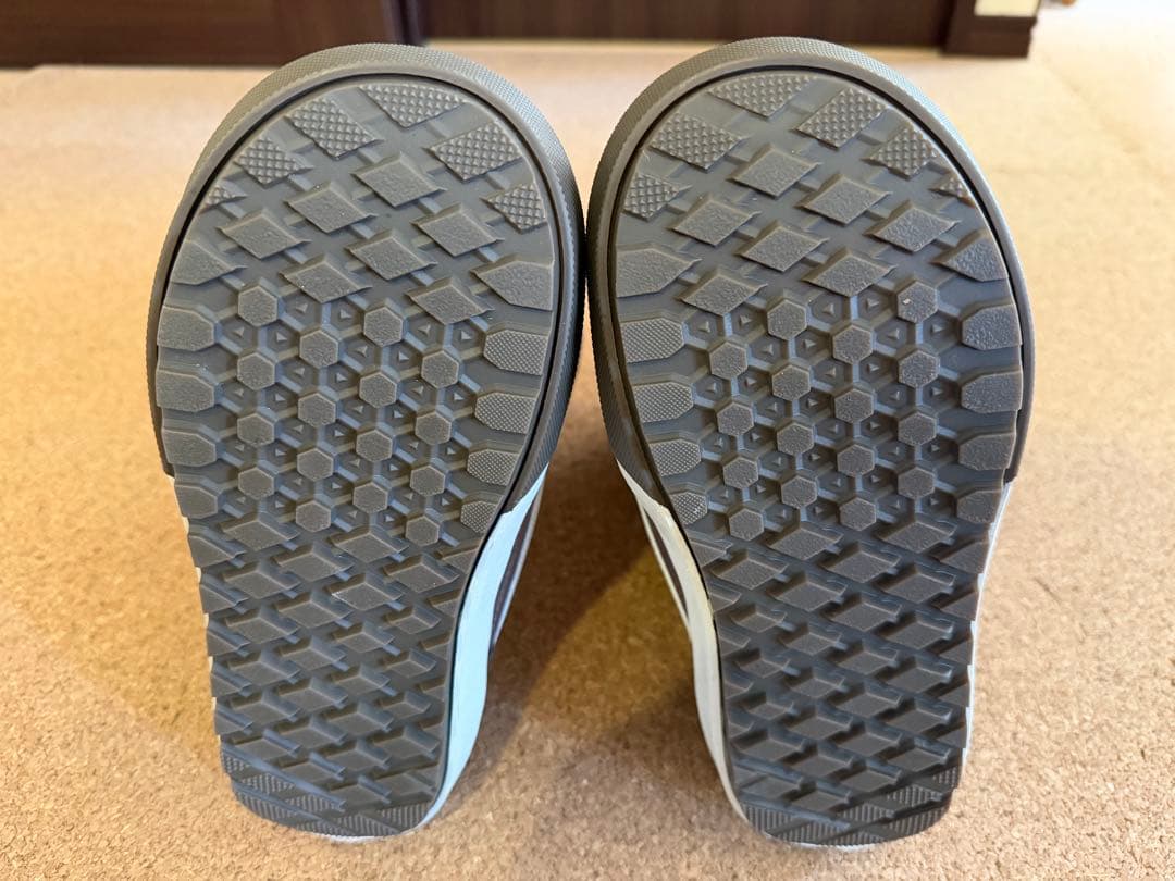VANS 女性用スノーボードブーツ　23.5cm