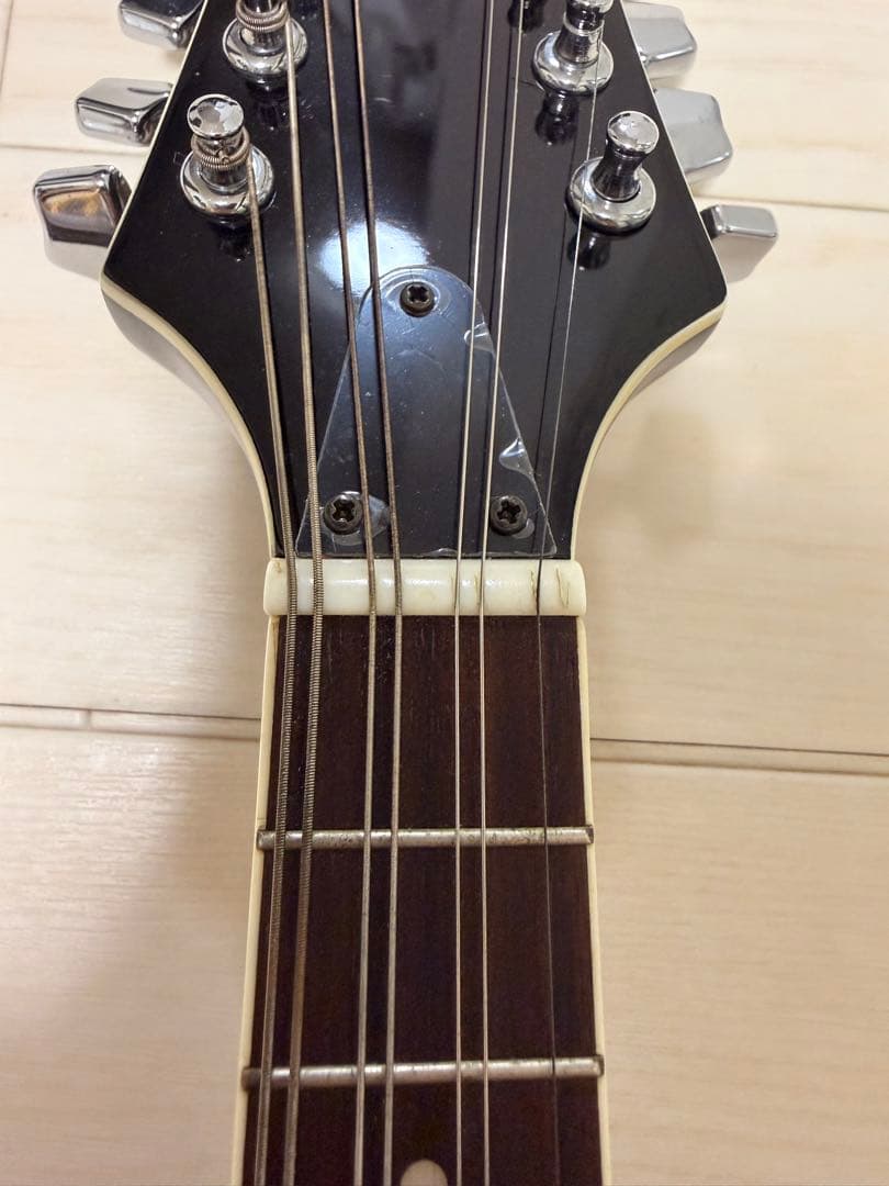 Aria AM-20 マンドリン