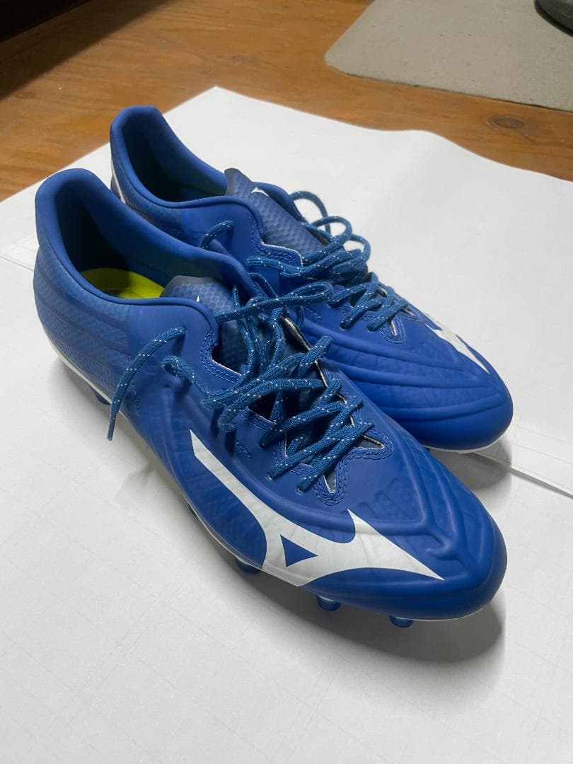 【未使用品】希少なサイズ28cmミズノサッカースパイク REBULA(レビュラ)