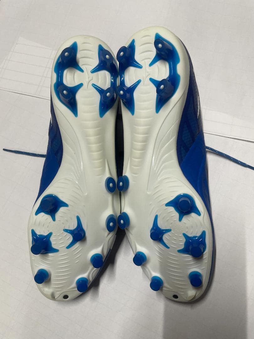 【未使用品】希少なサイズ28cmミズノサッカースパイク REBULA(レビュラ)