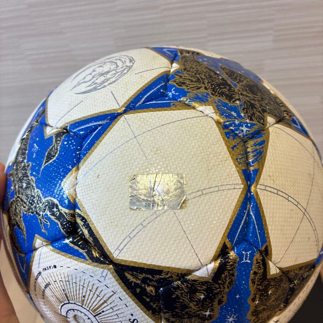 adidas UEFA Champions League サッカーボールサイズ4