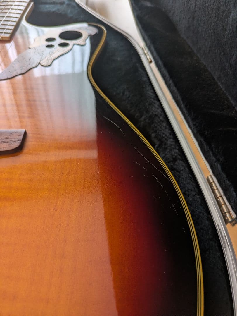 Ovation Celebrity オベーション ハードケース付き