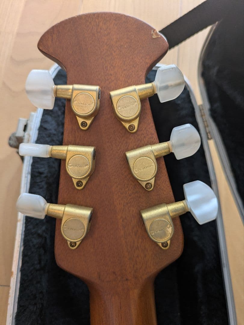 Ovation Celebrity オベーション ハードケース付き