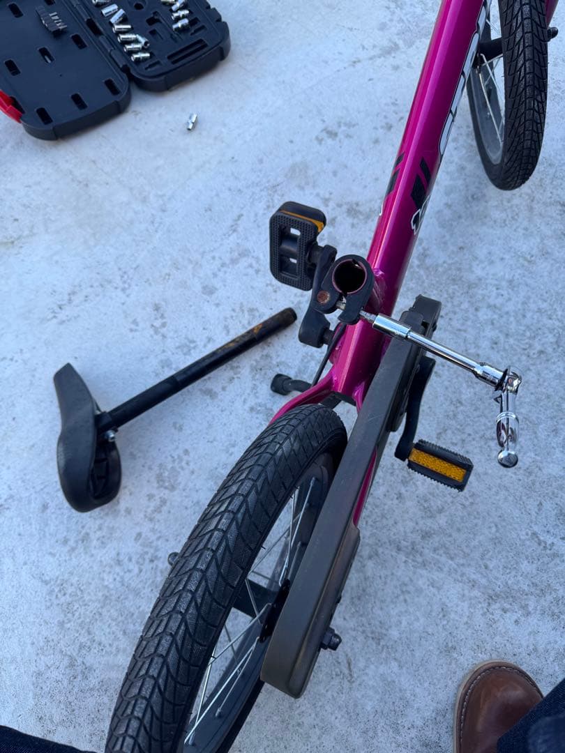 【宇都宮市引き取り】STRIDER 14X 幼児用自転車 フューシャピンク