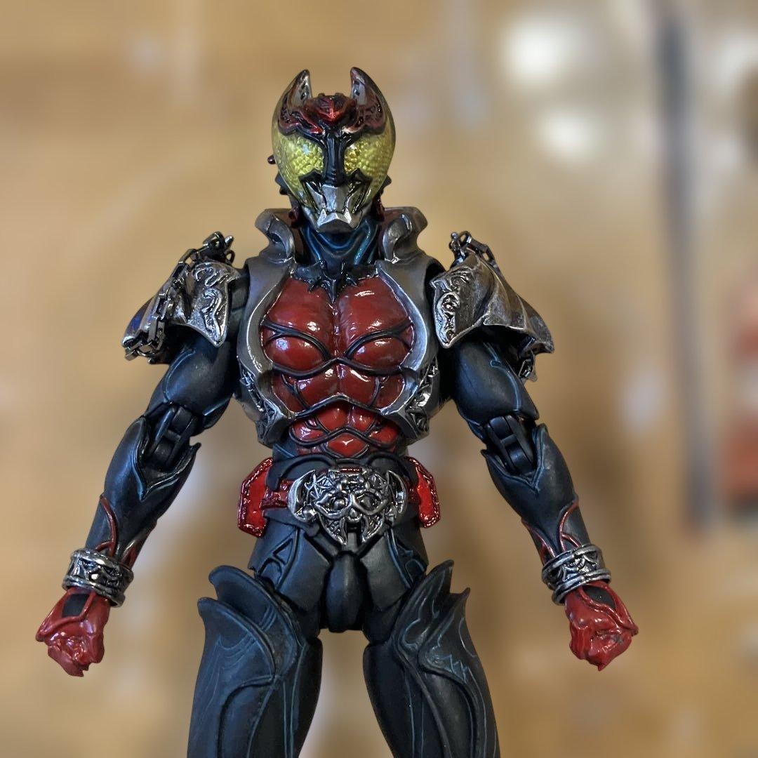 バンダイ　Vol. 50 仮面ライダー キバ　初回生産版　開封良品