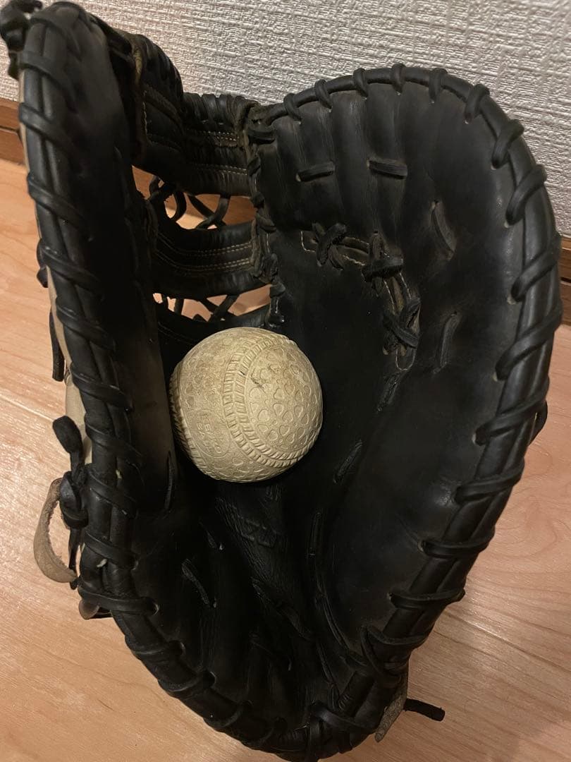 値下げ！！Mizuno USA硬式ファーストミット　黒/白　ＭＶＰ（ＧＸＦ５３）