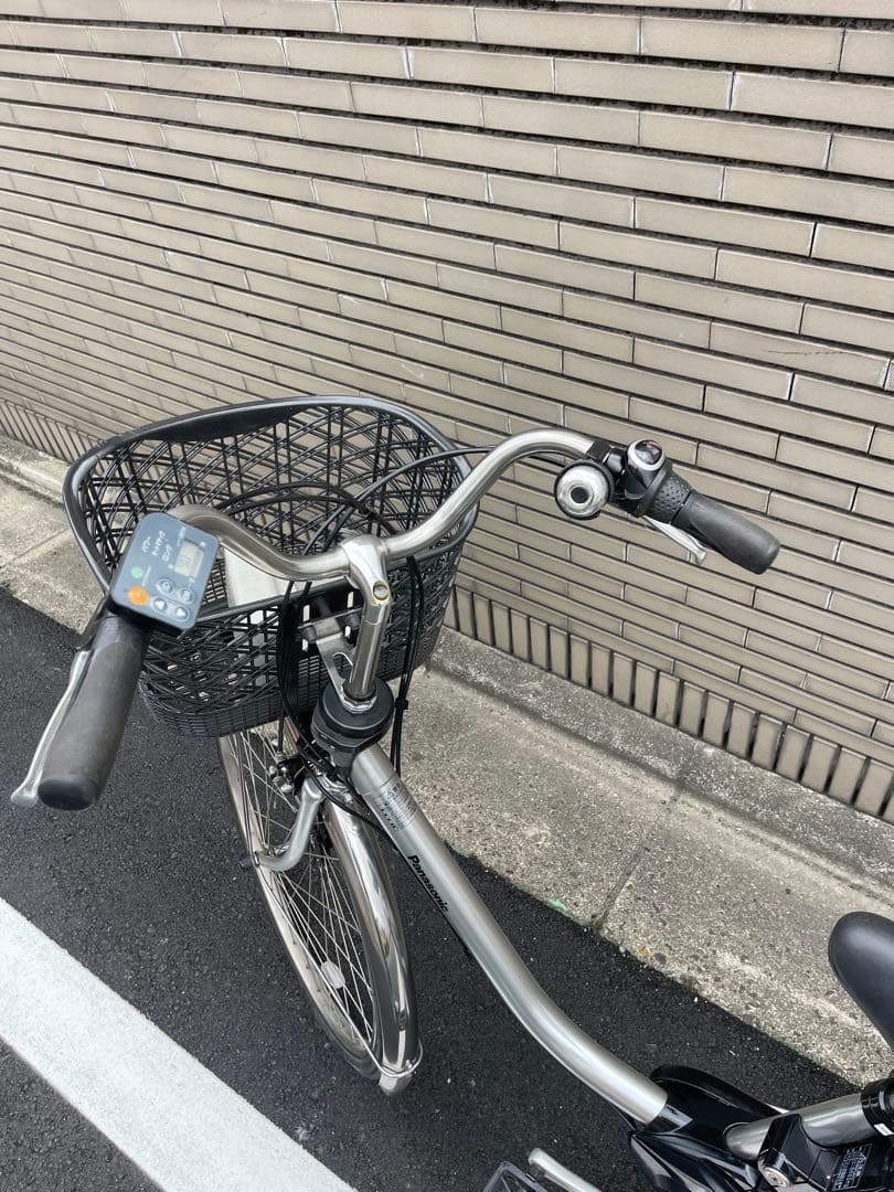 8.9ah Panasonic電動アシスト自転車 シルバー バスケット付き